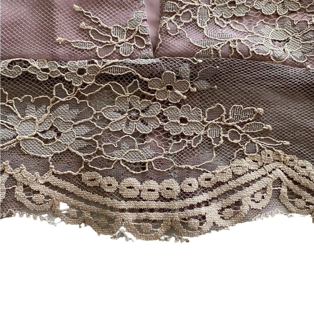 Tobi Lace Bralette in Dusty Pink - Picture 3 of 7